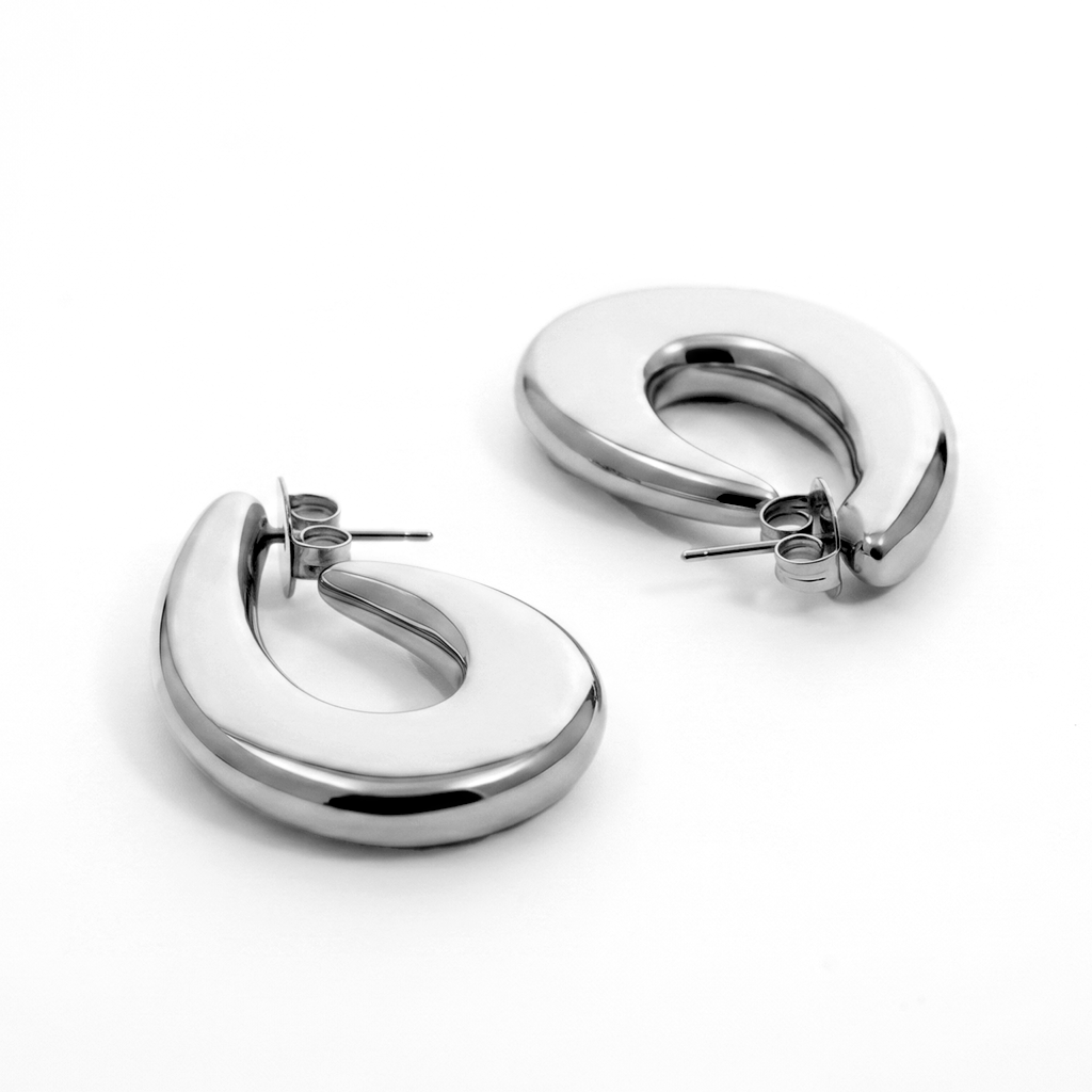 Clara Chunky Gold Hoop Earrings-3
